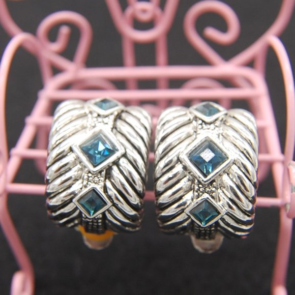 Vintage Silver tone Smokey Blue Topez Clip-On Earrings - Picture 2 of 5